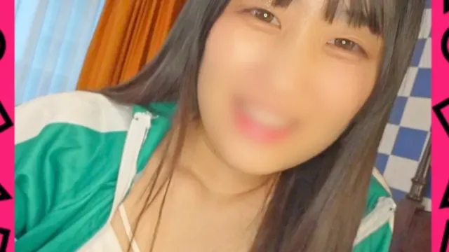 FC2PPV 4986120 خبيرة تجميل مثيرة تستسلم لمص بطيء مثير وتهتز بمؤخرتها الكبيرة حتى تصل لذروة متكررة ومهبل لامع